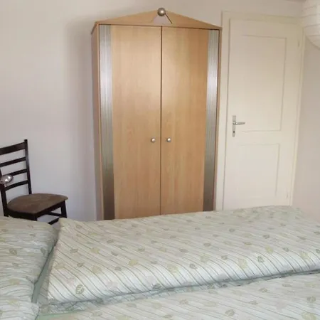 Helene Appartement-fewo- Dusche- Wc- 2 Schlafraeume 3-zimmerwohnung Parterre By Interhome Appartement